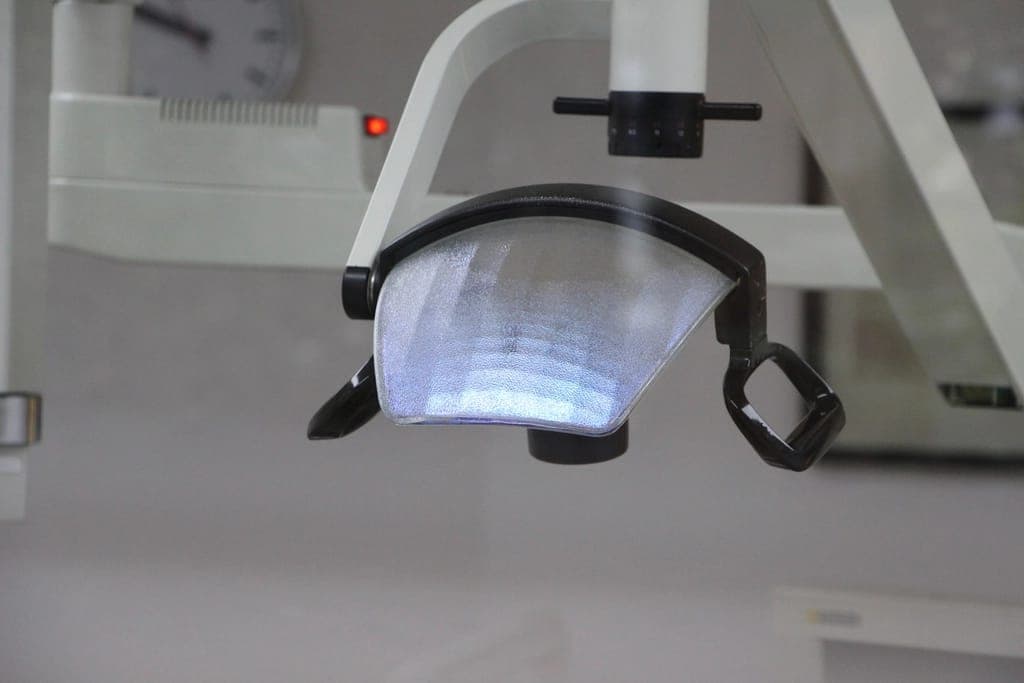 Refletor de luz do consultório